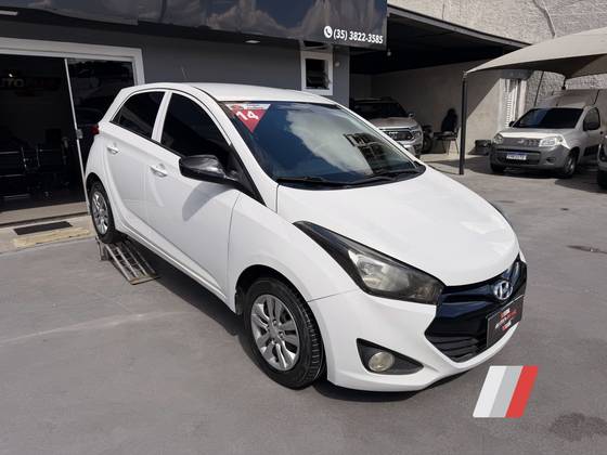 HYUNDAI HB20 1.0 COMFORT 12V FLEX 4P MANUAL HYUNDAI HB20 1.0 COMFORT 12V FLEX 4P MANUAL